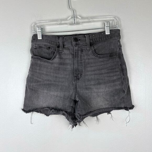Madewell High Rise Denim Shorts Stretch Fitted Through Hips & Thigh Raw Hem 26 - Picture 1 of 10